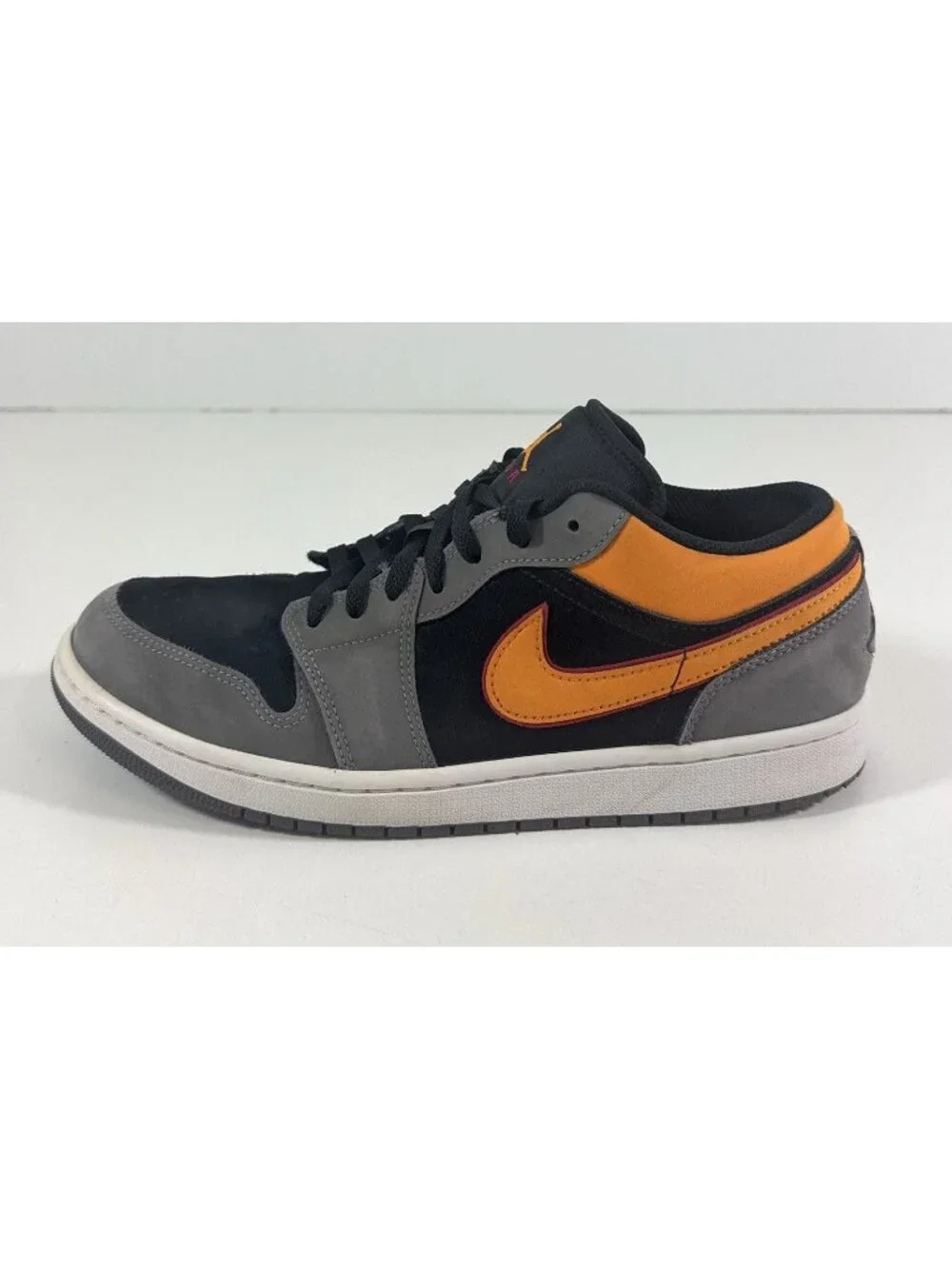 Nike Air Jordan 1 Low SE Size 10 Light Graphite Vivid Orange Shoes FN7308-008